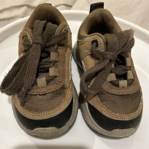 Zara sneakers. Size 21